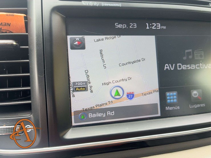 2017-kia-sedona-image-23