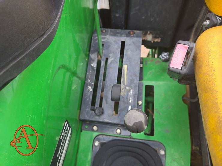 john-deere-5045e-image-8