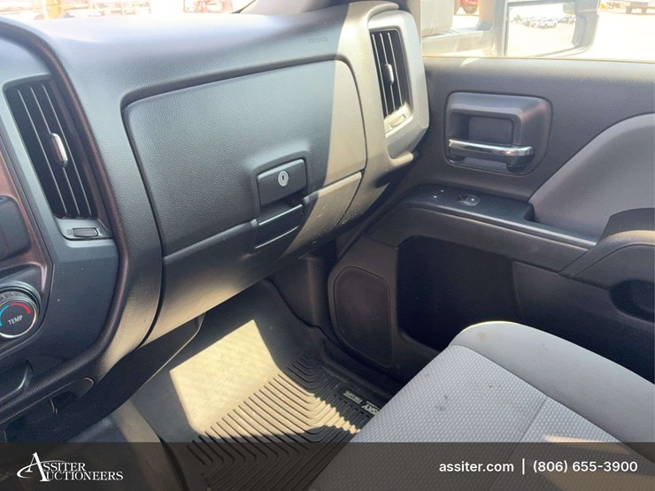 2017-chevrolet-silverado-2500-image-23
