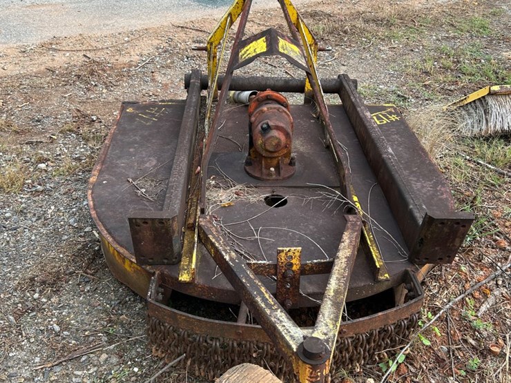 #19-•-5’-4”-bush-hog-image-4