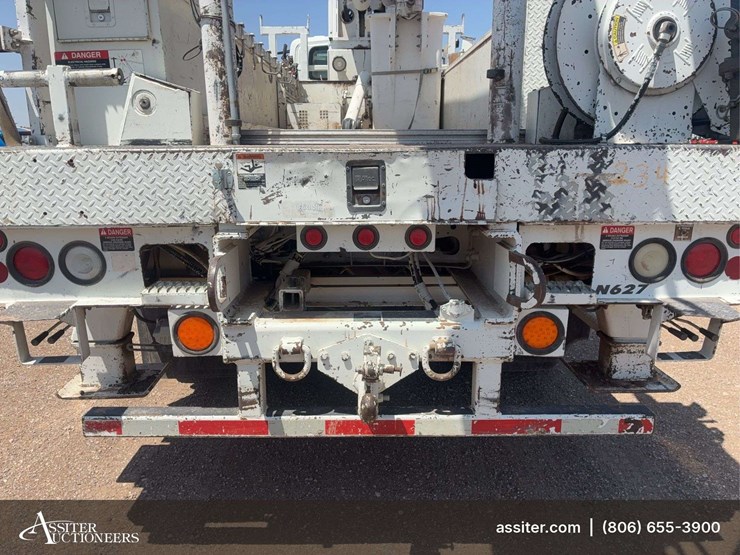 2008-international-workstar-7400-image-23