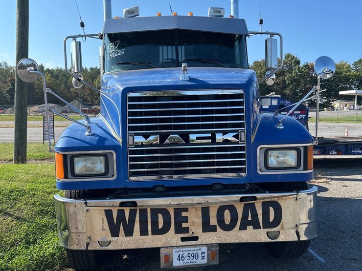 #87-•-2006-mack-chn613-truck-image-8