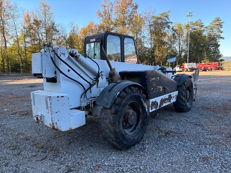 #4102-•-caterpillar-th103-telehandler-image-5