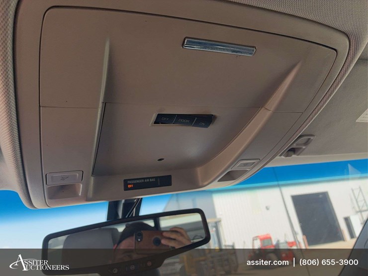 2017-chevrolet-silverado-2500-image-28