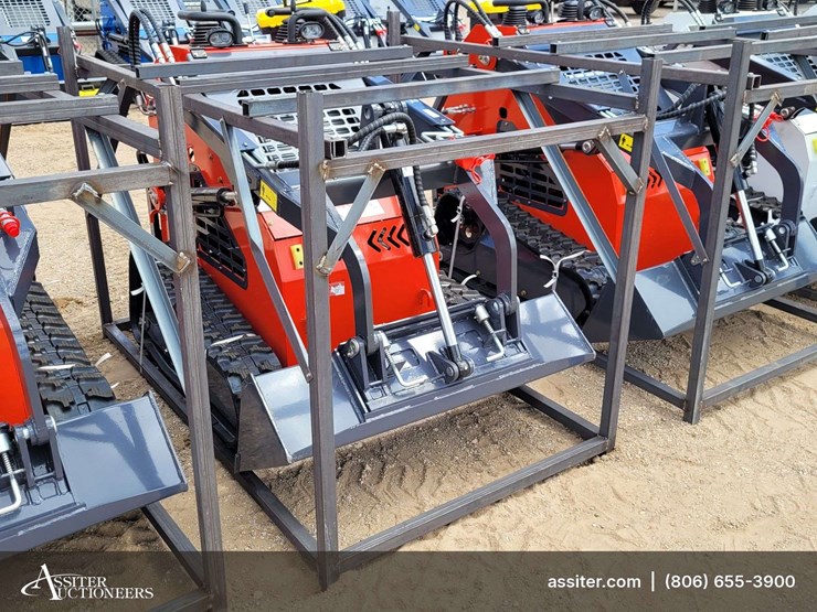 2026-zjz-380-mini-skid-steer-loader-image-2