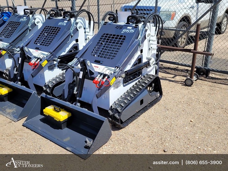 2026-zjz-380-mini-skid-steer-loader-image-1
