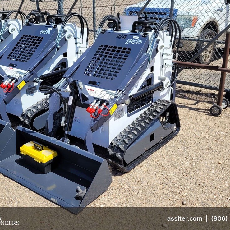 2026 ZJZ-380 Mini Skid Steer Loader