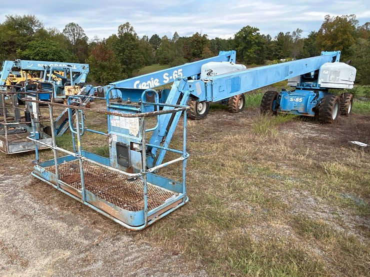 #52-•-genie-s85-boom-lift-image-1