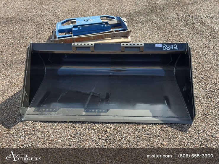 future-ft-bt67-skid-steer-bucket-image-1