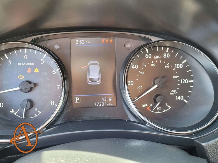 2020-nissan-rogue-image-17