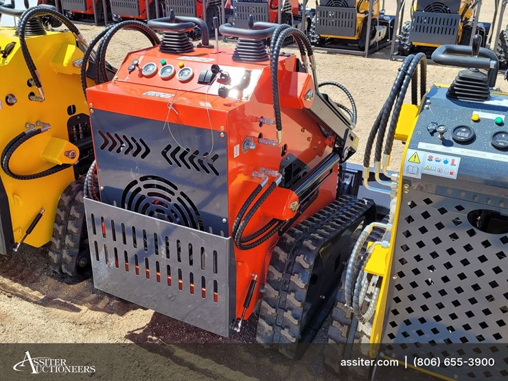 2026-zjz-380-mini-skid-steer-loader-image-4