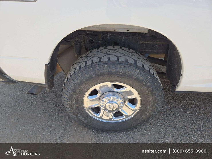 2020-ram-2500-tradesman-image-21
