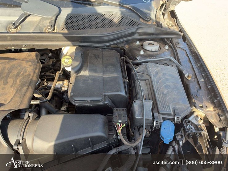 2020-mercedes-benz-gla250-image-21