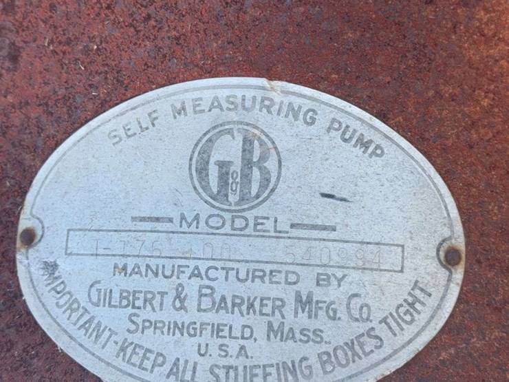 gilbert&barker-visible-pump-image-8