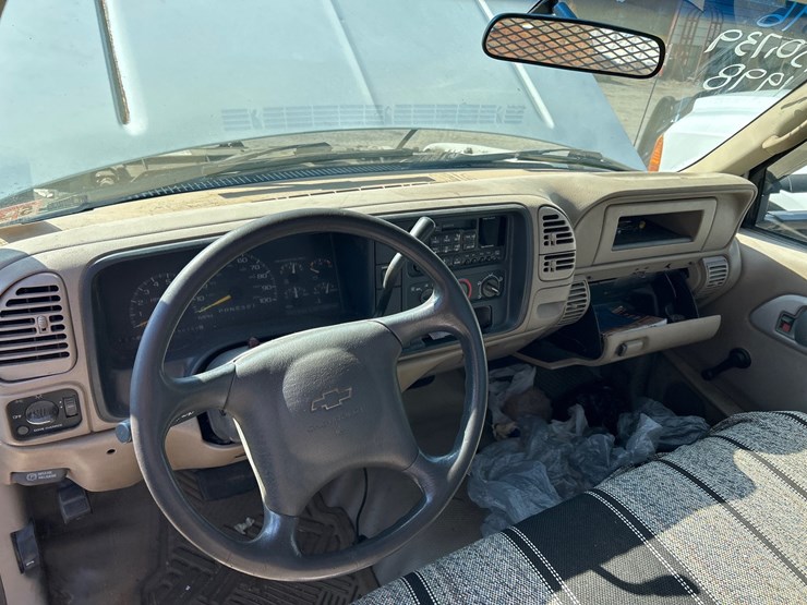 #96-•-1998-chevrolet-c3500-pickup-truck-image-16