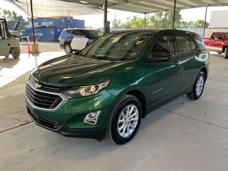 2019-chevrolet-equinox-ls-suv-image-4