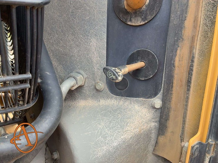 2003-caterpillar-966g-wheel-loader-image-36