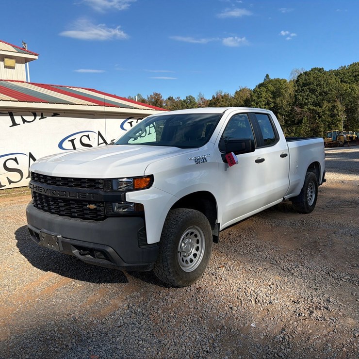 #4107 • 2021 Chevrolet 1500 Truck