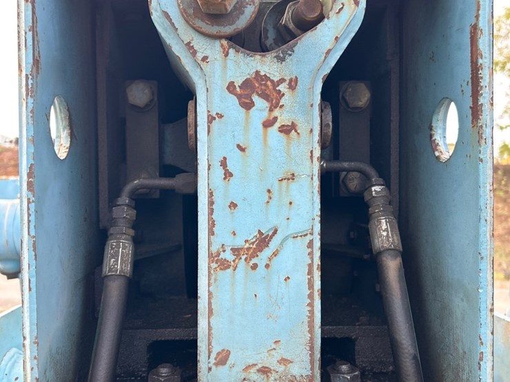 #48-•-gradall-telehandler-image-12