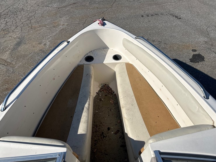 #92-•-1994-stingray-556-zp-boat-image-15