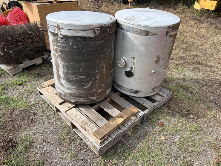 #57-•-miscellaneous-items/fuel-tanks-image-2