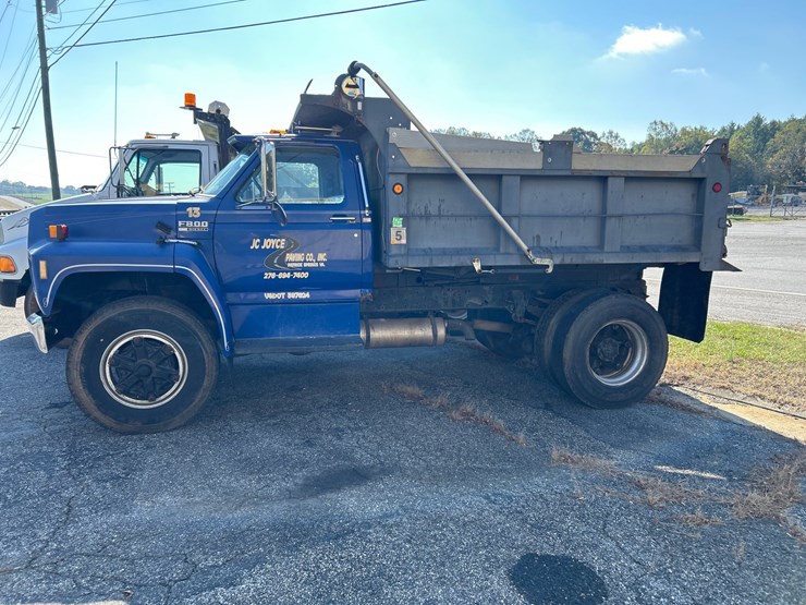 #90-•-1990-ford-f800-truck-image-2