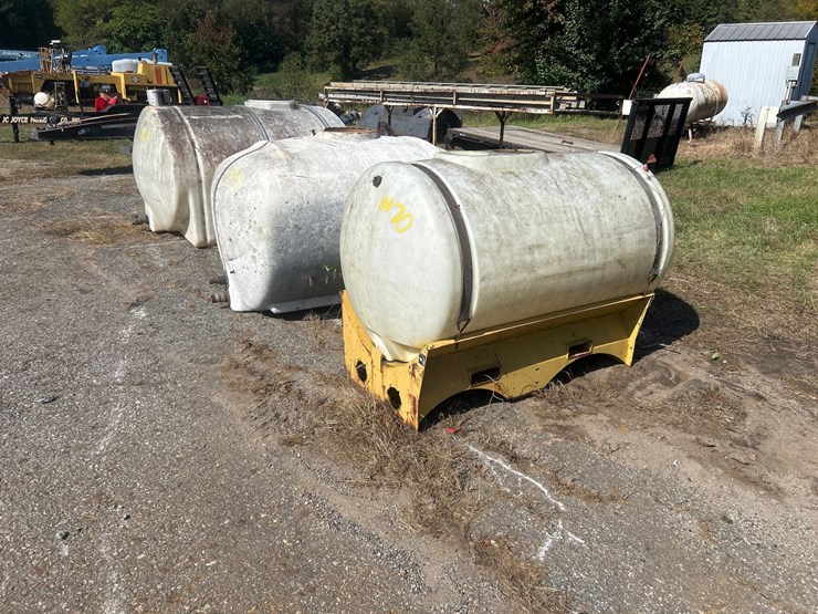 #70-•-water-tanks-image-2