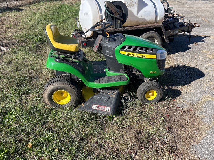 #1-•-john-deere-lawnmower-image-5