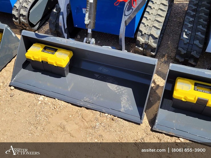 2026-zjz-380-mini-skid-steer-loader-image-2