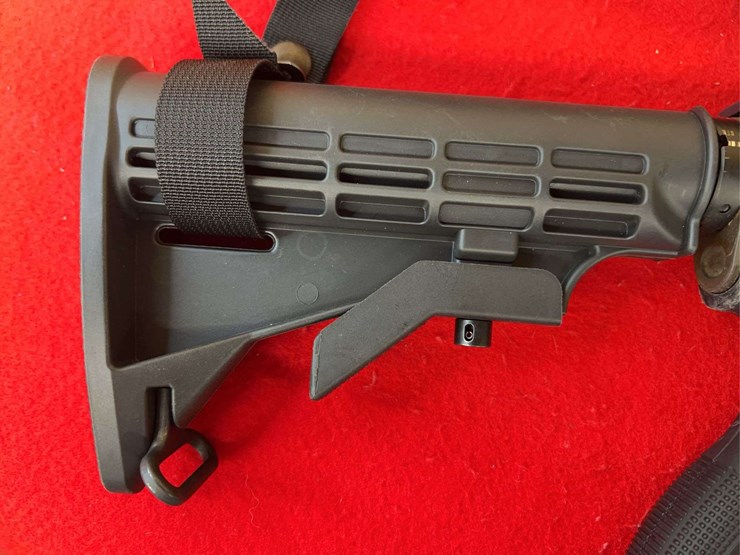 e.a.-model-j-15-ar-15-.223-semiauto-rifle-image-8