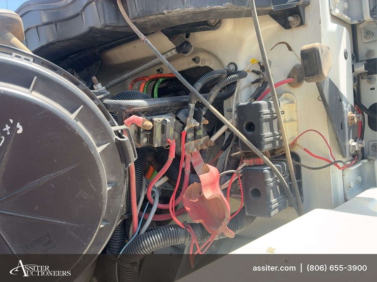2008-international-workstar-7400-image-57