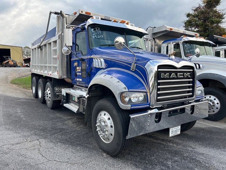 #82-•-2019-mack-granite-truck-image-4