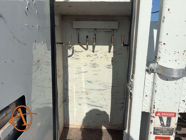 2009-international-workstar-7400-image-28
