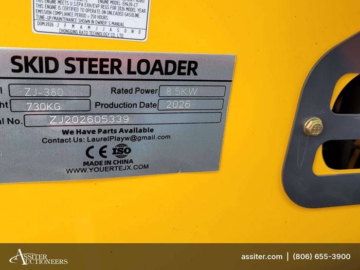 2026-zjz-380-mini-skid-steer-loader-image-6