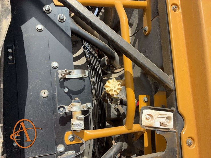 2012-caterpillar-950k-image-26