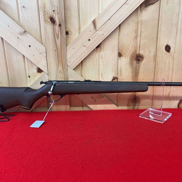 Marlin Model 101 .22 LR Single Shot Bolt Action Rifle