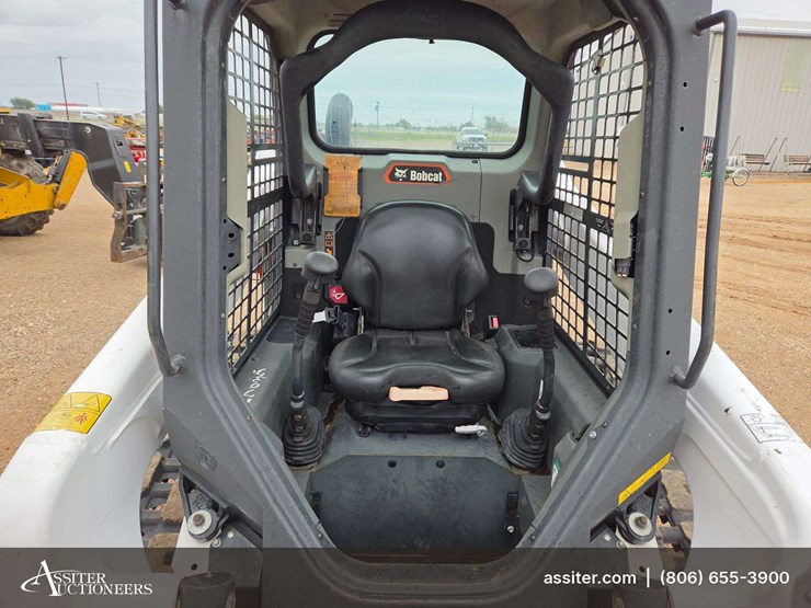 2022-bobcat-t62-image-8