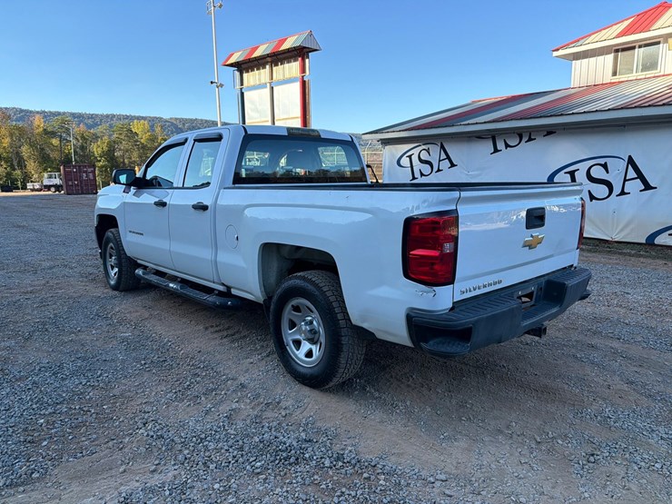 #4113-•-2018-chevrolet-1500-truck-image-3