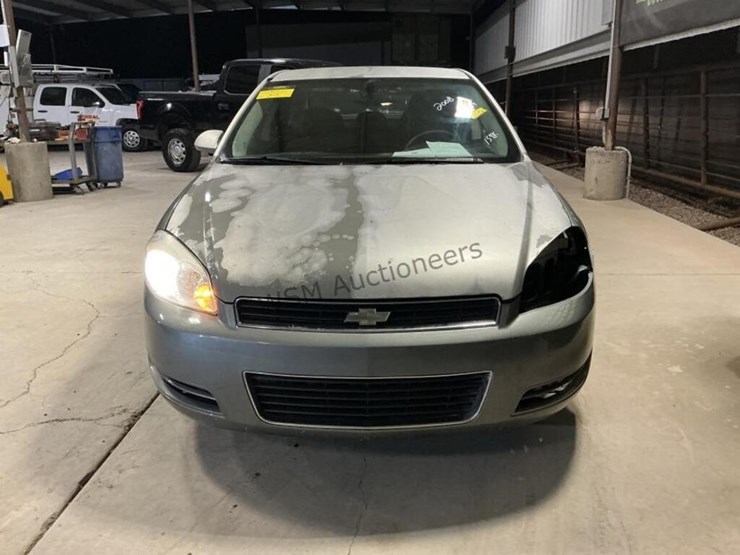 2008-chevrolet-impala-sdn-image-3