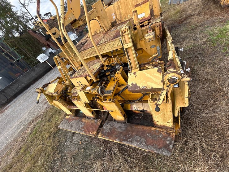 #45-•-blaw-knox-asphalt-paver-image-10