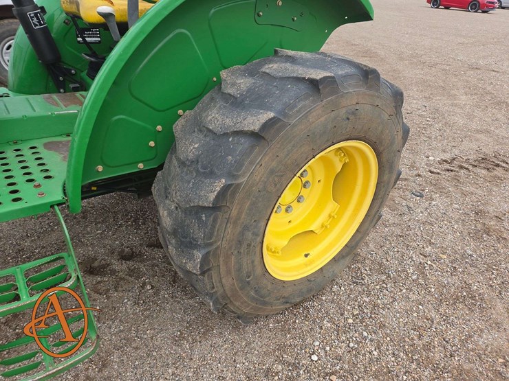 john-deere-5045e-image-22