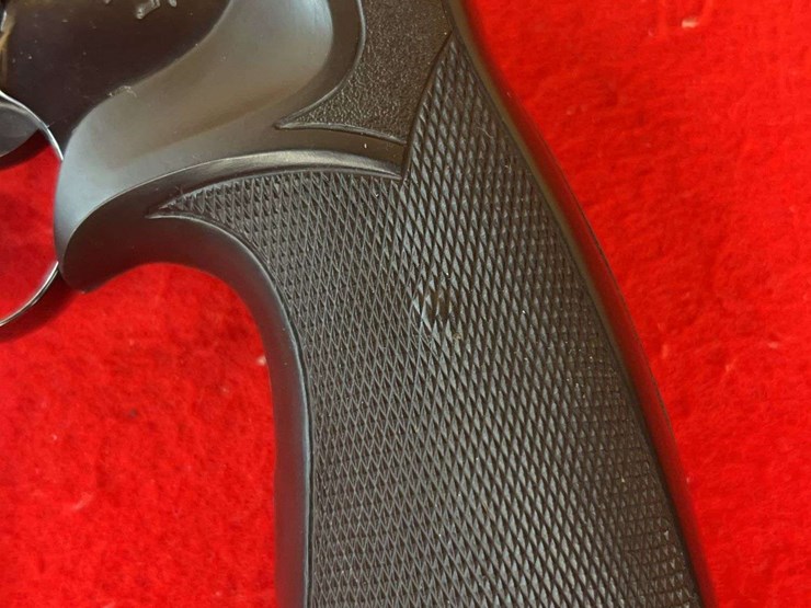 colt-diamonback-.22-lr-da-revolver-image-6