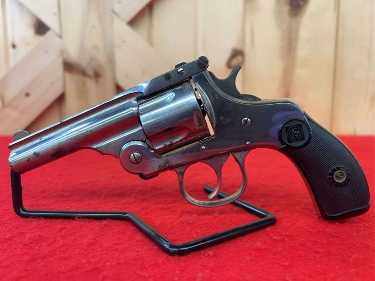 h&r-.38-da-revolver-image-1