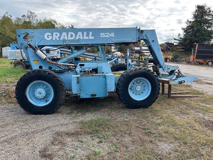 #48-•-gradall-telehandler-image-6