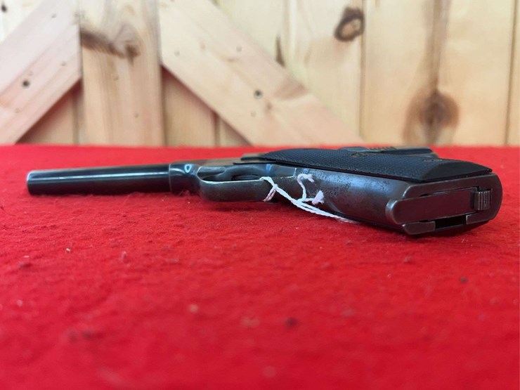 high-standard-model-b-.22-lr-semiauto-pistol-image-6