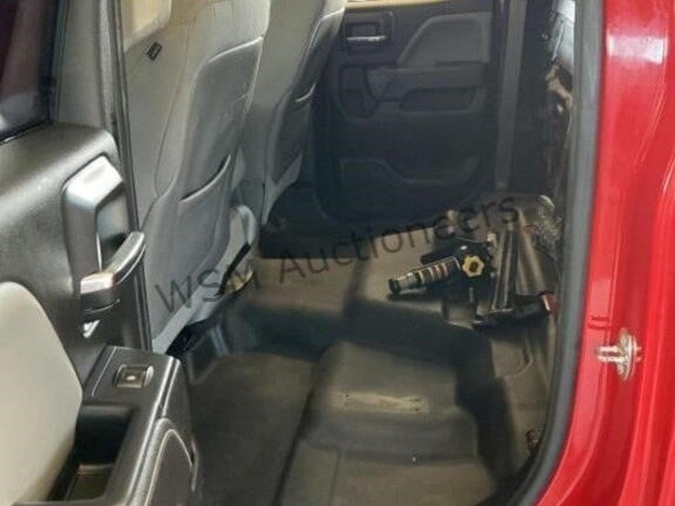 2015-chevrolet-silverado-1500-p/u-image-26