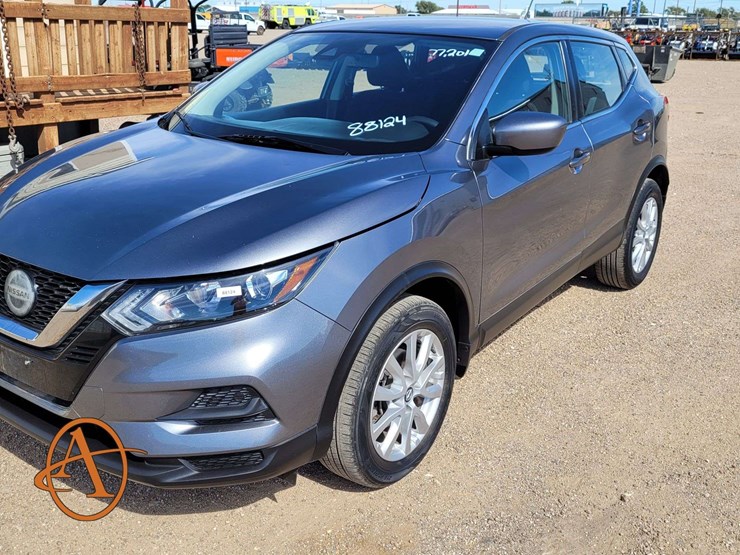 2020-nissan-rogue-image-1