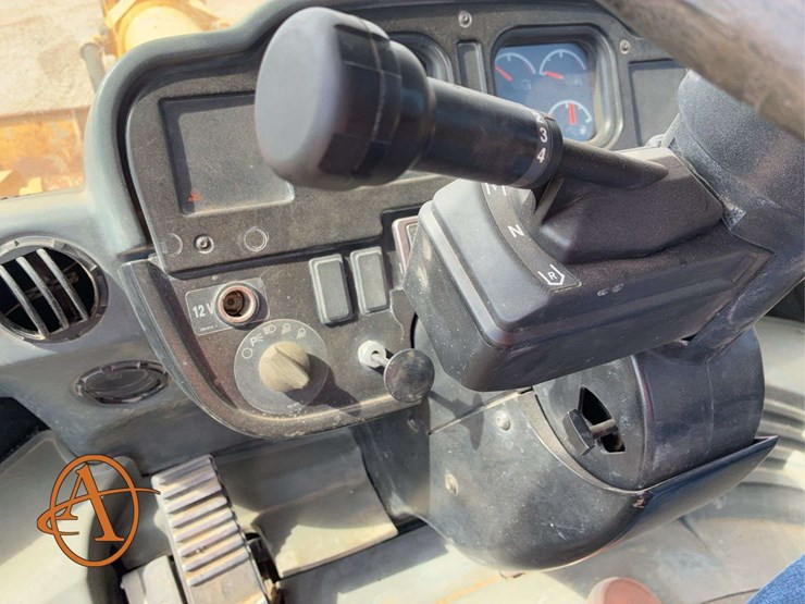 2003-caterpillar-966g-wheel-loader-image-32