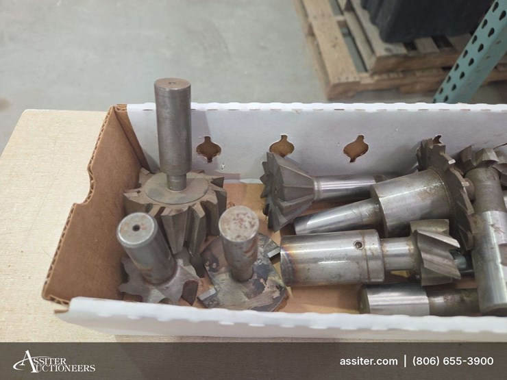 box-of-milling-cutters-image-3
