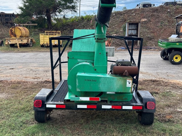 #54-•-trailer-mounted-finn-straw-blower-image-4